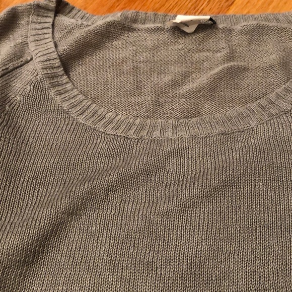 Sweater - Picture 2 of 4